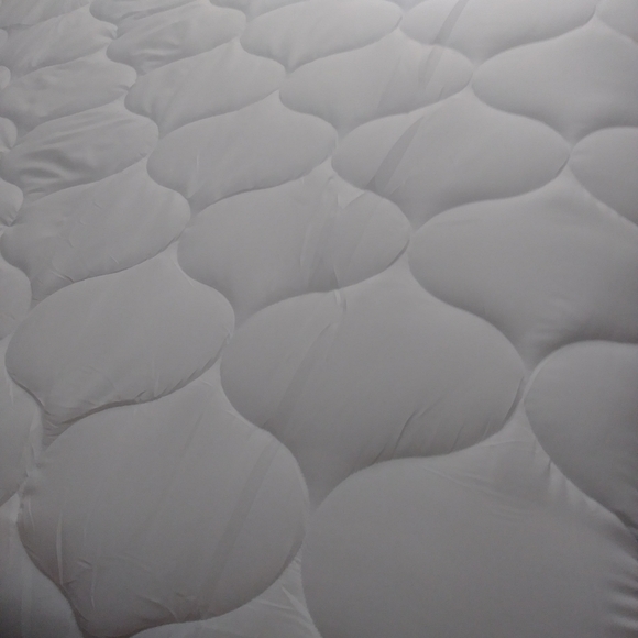 DECROOM Bedding Cal King Mattress Pad Poshmark